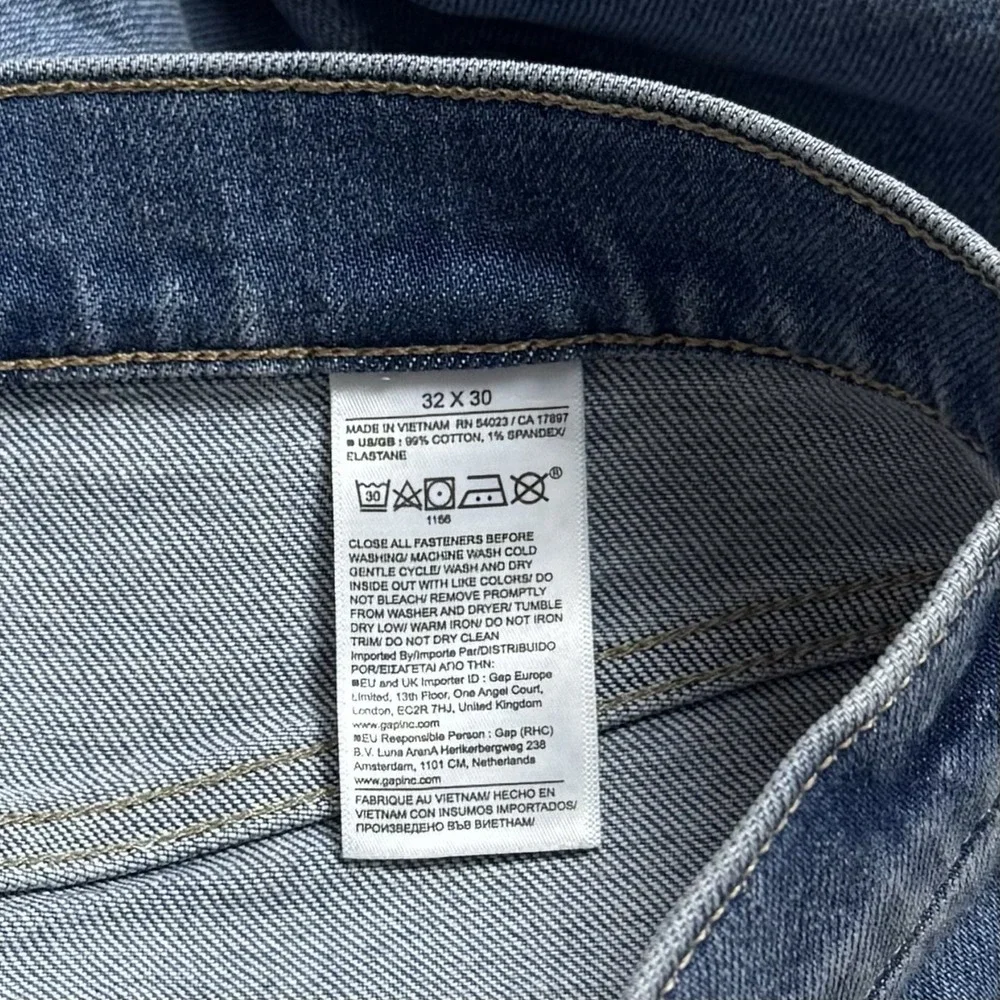 Banana Republic Slim Light Blue Jeans Capsule‎ Comfort Preppy Chic Minimalist 32